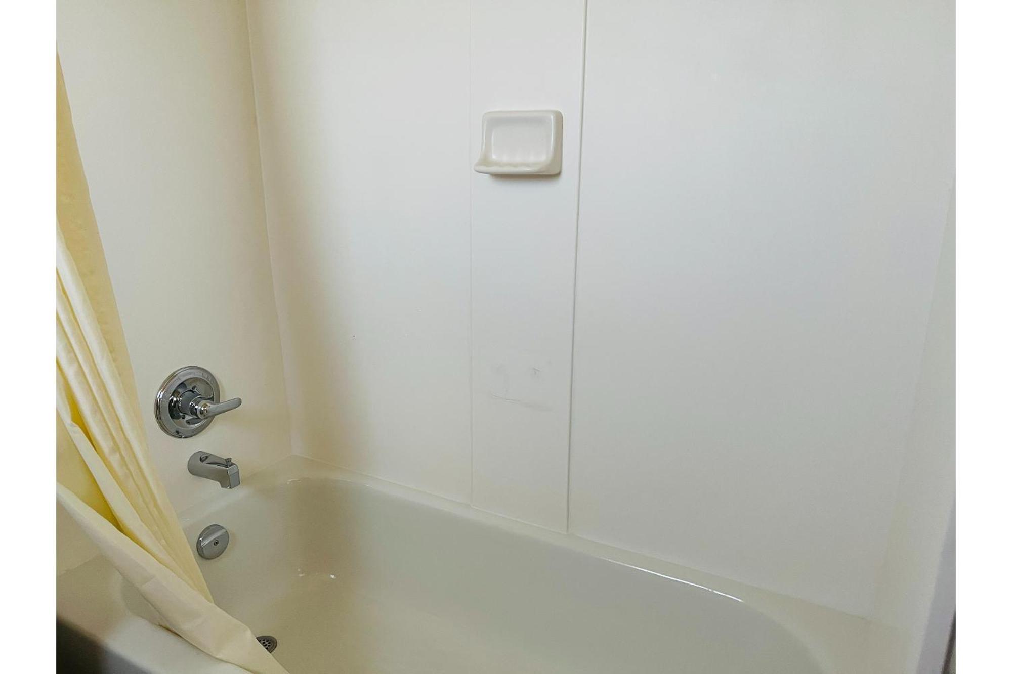 Millbury Budget Inn Motel Toledo Perrysburg I-280 المظهر الخارجي الصورة