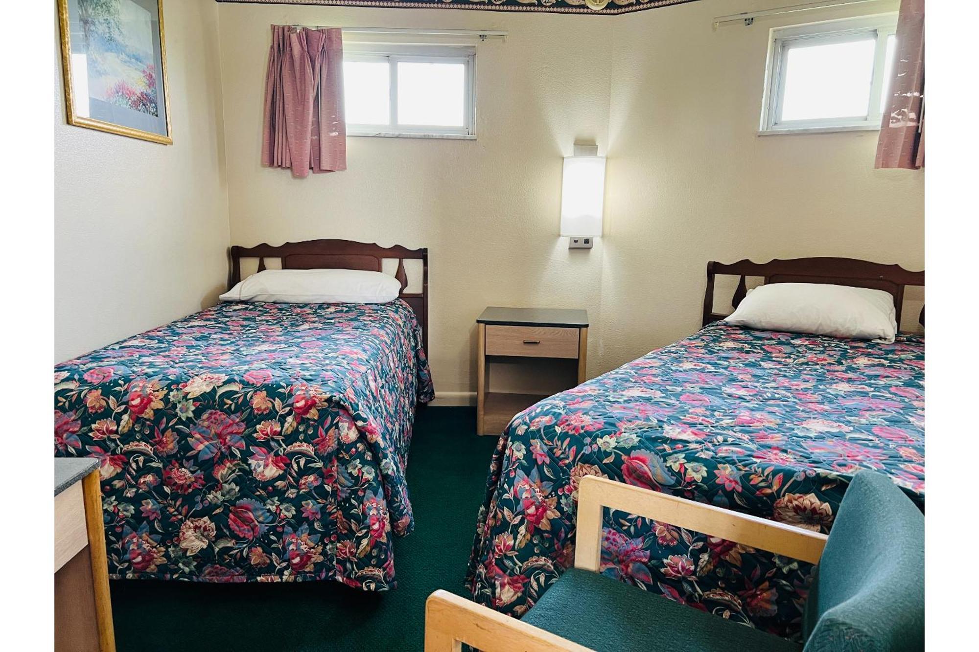 Millbury Budget Inn Motel Toledo Perrysburg I-280 المظهر الخارجي الصورة