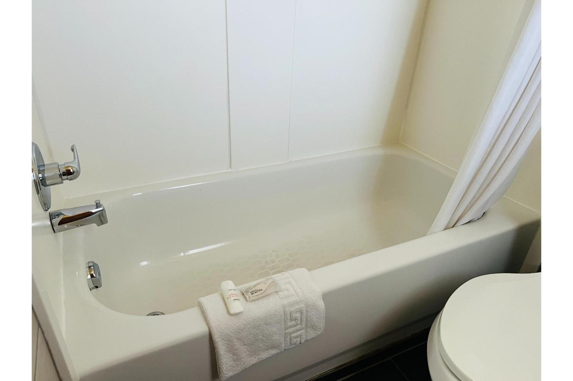Millbury Budget Inn Motel Toledo Perrysburg I-280 المظهر الخارجي الصورة